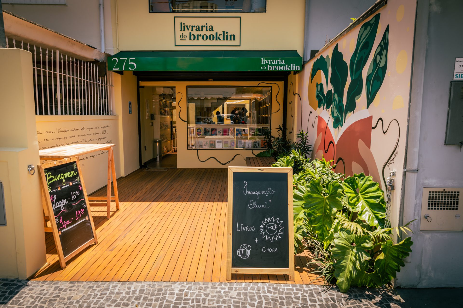 São Paulo ganha nova livraria de rua, a Livraria do Brooklin